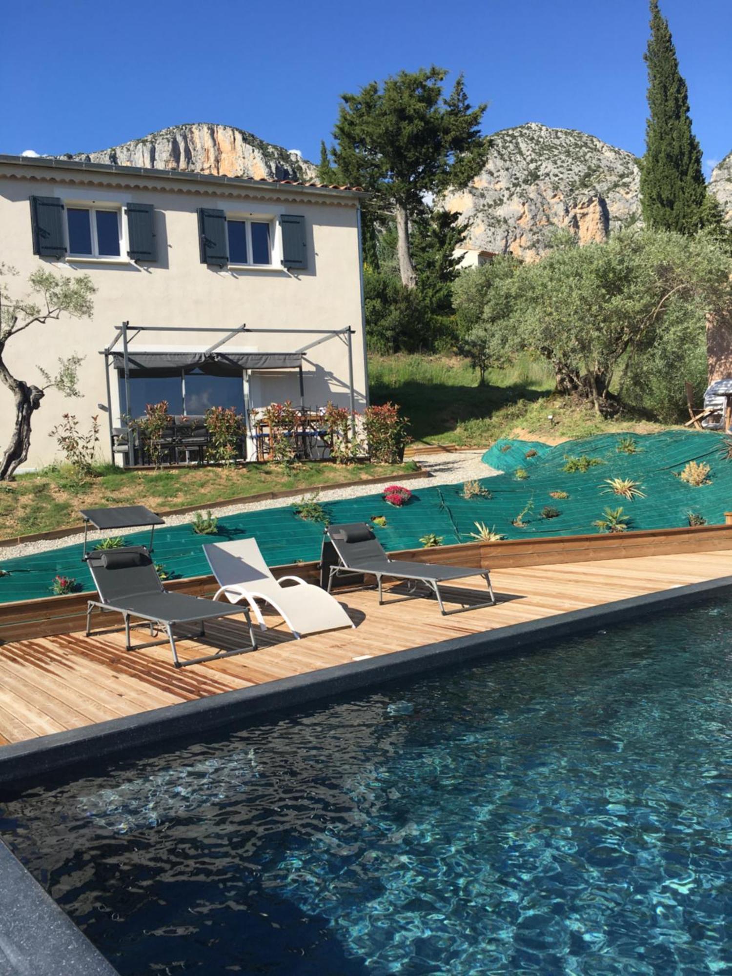 Holiday home Les Claux Des Oliviers